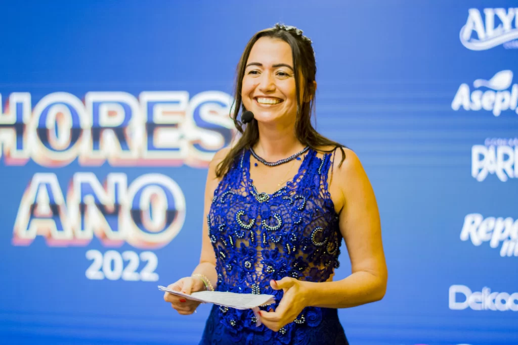 Lidiane Pinheiro - Apresentadora do prêmio Melhores do Ano da Convenção de Vendas Conexão Alyne